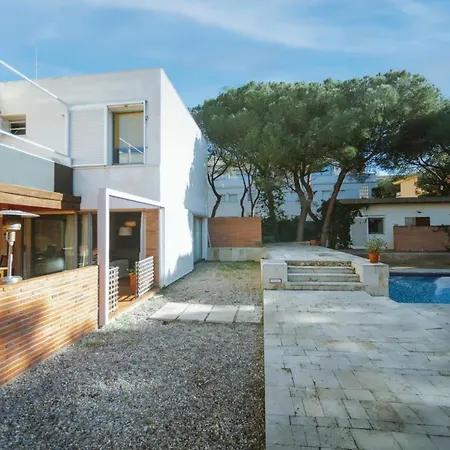 Casa Rural Platja D'aro, 3 Dormitorios, 7 Personas - Es-329-29 Holiday home *